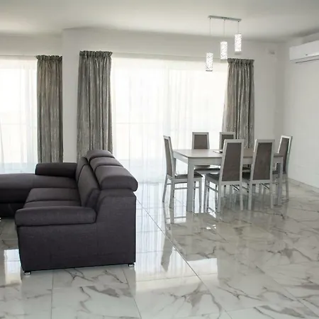 Angelo's Court Appartement Marsaxlokk
